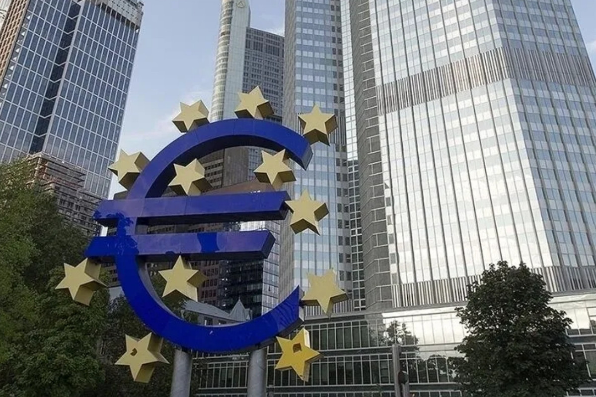 Euro Bölgesi'nde şirket kredilerinin büyüme hızı yavaşladı