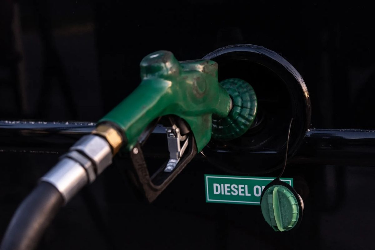 Haberi ilk Trump verdi, G7 ülkeleri açıklama yaptı: 100 milyon varillik petrol ve dizel piyasaya sürülecek