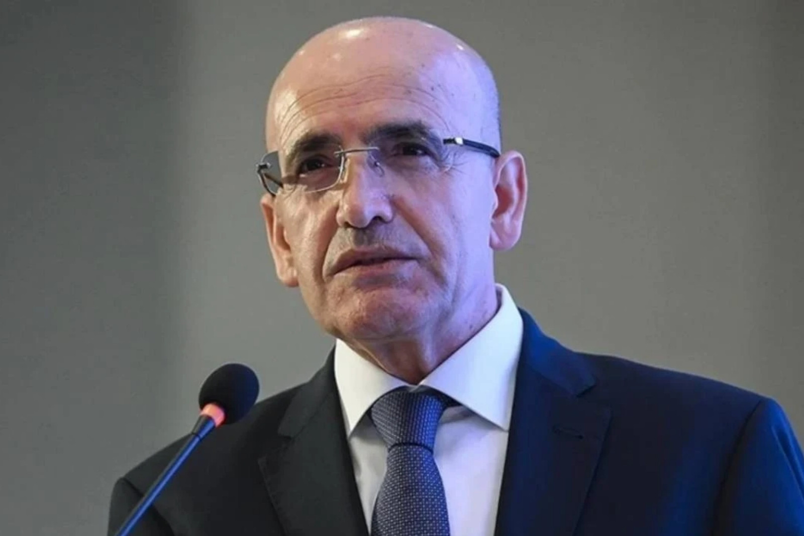 Fon gündemi Hazine ve Maliye Bakanı Mehmet Şimşek'in Bangkok planını iptal ettirdi