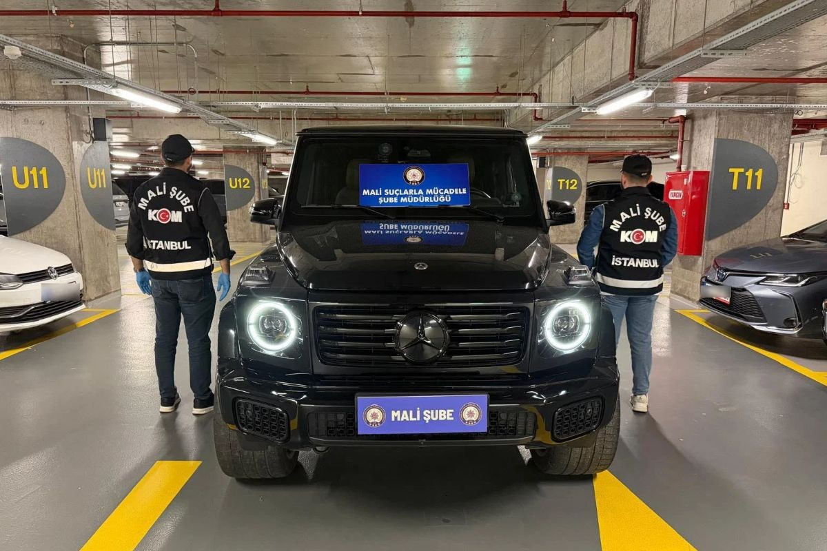 Kripto fonunda 1,5 milyar dolarlık vurgun yapan ve Beşiktaş'ta yakalanan 'Balina James'in eşine ait 9 lüks araca da el konuldu