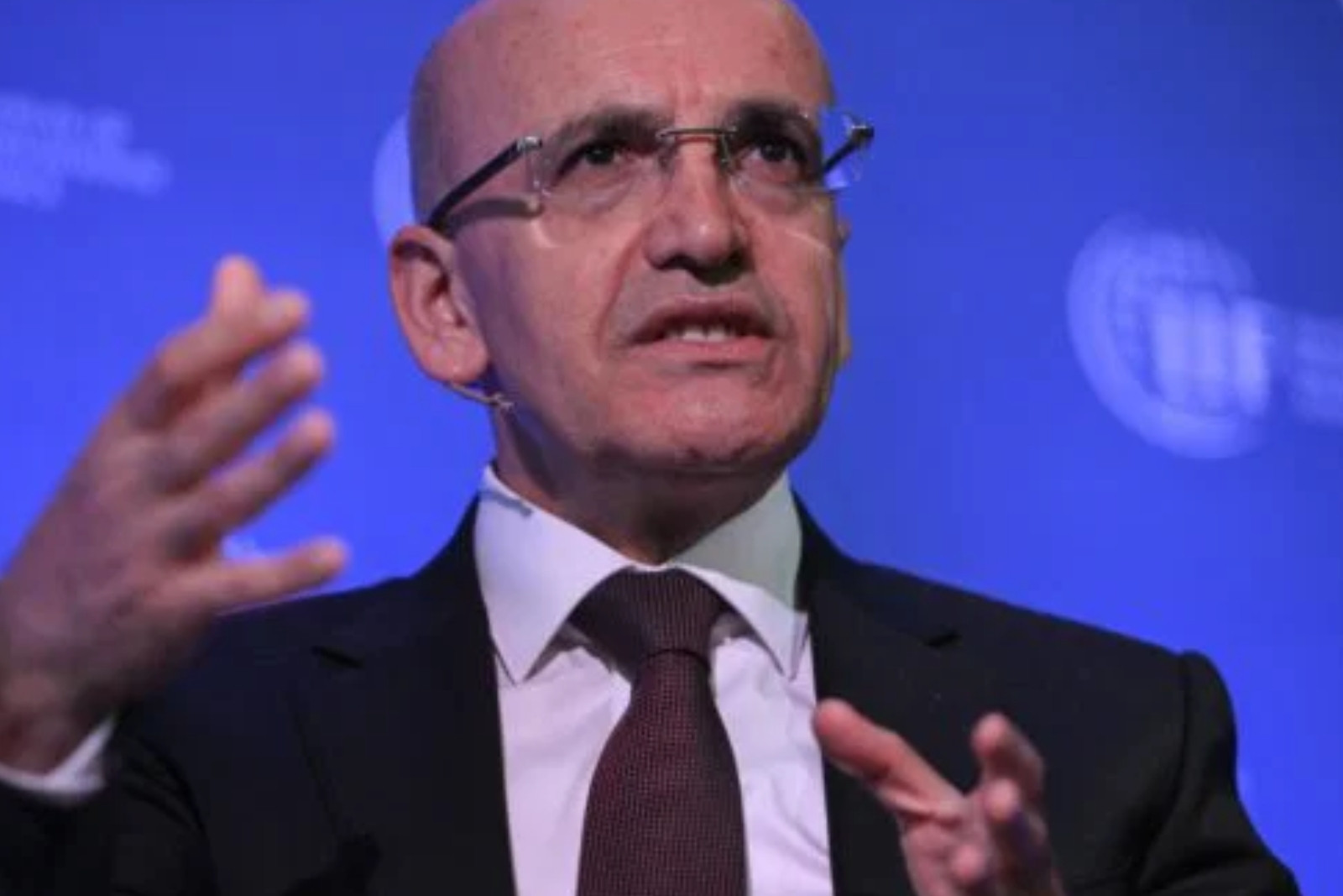 Hazine ve Maliye Bakanı Mehmet Şimşek'ten fon gündemine dair çarpıcı açıklamalar