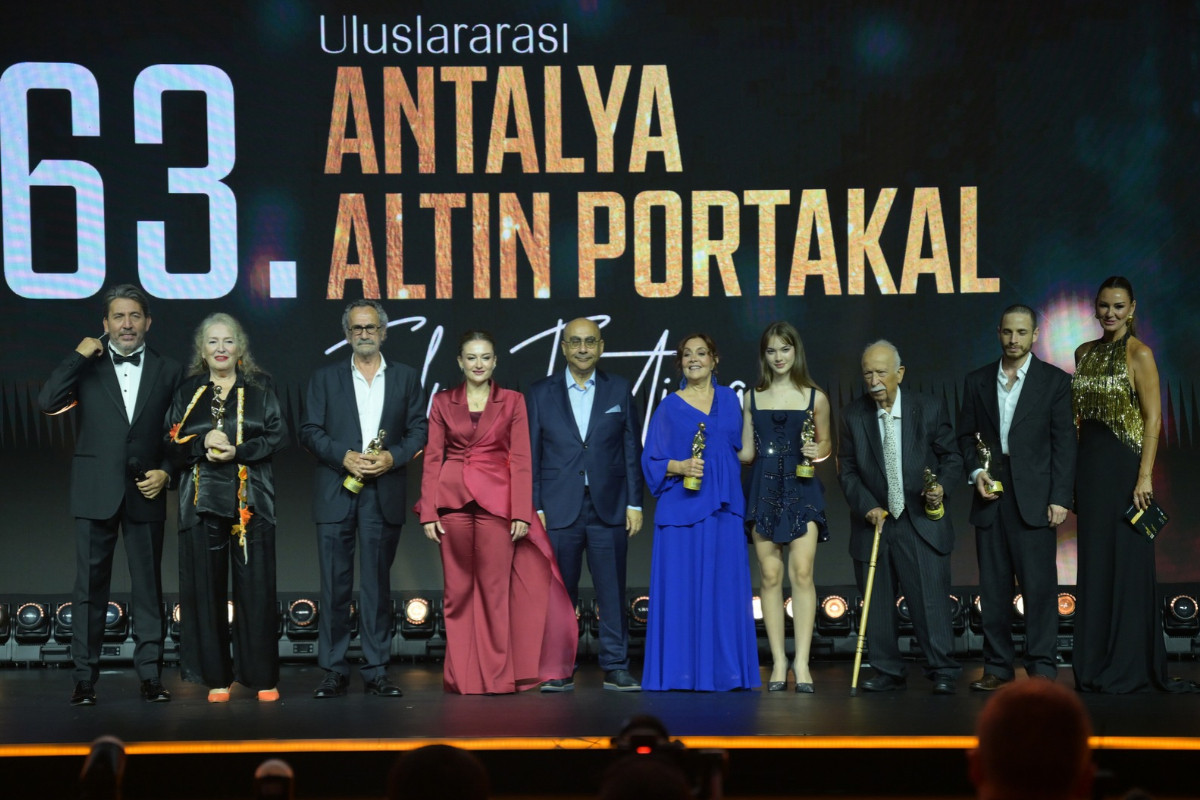 63'üncü Uluslararası Antalya Altın Portakal Film Festivali'nde kırmızı halı heyecanı