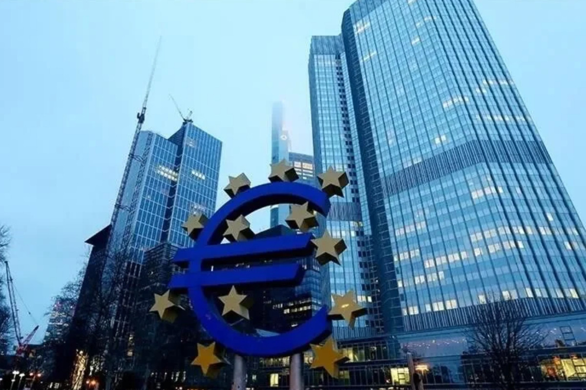 Avrupa Merkez Bankası üç temel faiz oranını sabit tuttu