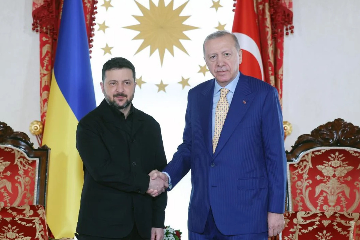 Cumhurbaşkanı Erdoğan ve Ukrayna Devlet Başkanı Zelenskiy Dolmabahçe'de buluştu