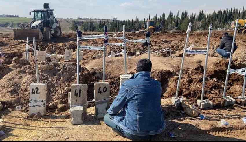 Depremzedelerden ölüm belgesi için 592 TL alınıyor