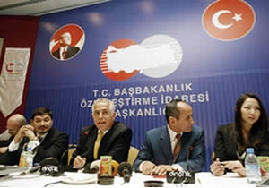 Kimliğini gizleyen patron ihaledeydi 