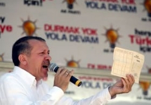 Erdoğan'ın karnesinde iki kırık