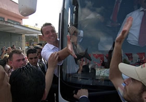 Cem Uzan'ın Genç Parti'si nasıl kurtuldu?