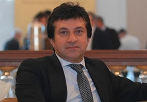 Önce Damat’ı yarattı simdi sırada ..