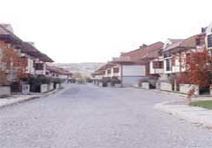 Meclis lojmanlarında 37 ortaklı iş merkezi