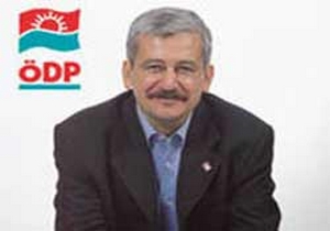 Ufuk Uras'ın babası öldü