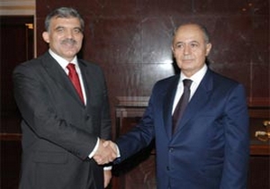 Sezer hangi konuda Gül'ü 8'e katlamış?