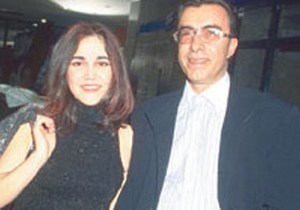 İki kız kardeşle evlenen adam