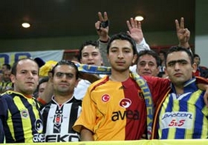 Moskova’da kızdıran pankart