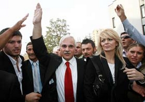 216 yıl hapsi isteniyordu, beraat etti