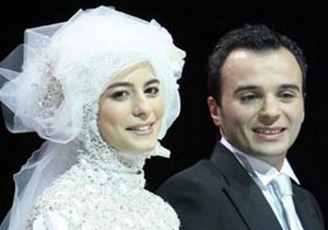 Balayı için en romantik oteli seçtiler