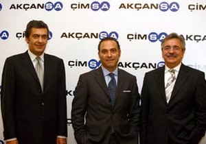 Sabancı hangi çimento fabrikasını satın alıyor?