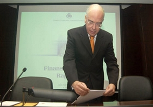 Merkez Bankası, kuru 1,3 yeni lirada tutmak için 17,4 milyar dolar topladı