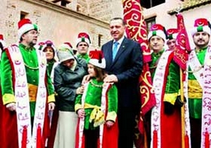 Erdoğanları 'Los Turcos' karşıladı