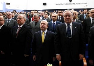 'Martta kızılca kıyamet kopar'