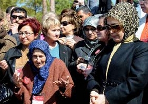 Emine Erdoğan'dan gözyaşı