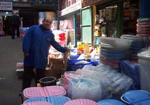 Esnaf kepenk indiriyor