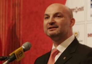 Vardan: IMF'de hükümetin arkasındayız