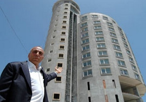 Yazlık için aldığı arsaya 5 yıldızlı otel yapıyor