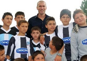 Zidane'a 10 Numara Fener forması