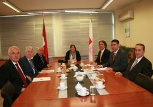 Seramikçilere kadın başkan