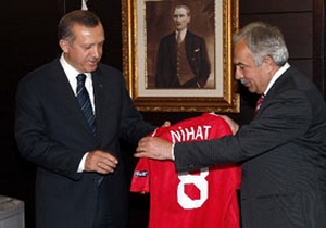'Bana Nihat'ın terli formasını getirin'