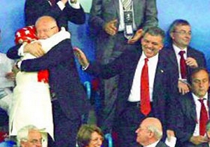'O nun eksikliği hala kalbimde'