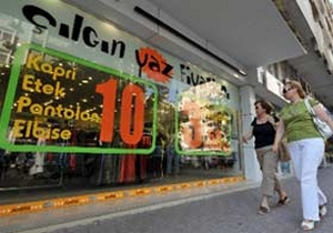 ‘Tüm ürünlere indirim’ afişleri yasaklanıyor