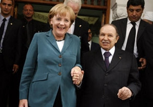 Cezayir'de 1.2 milyar euroluk iş bağladı