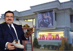 “Ayakkabıyla aşk yaşayan adam" müze kuruyor