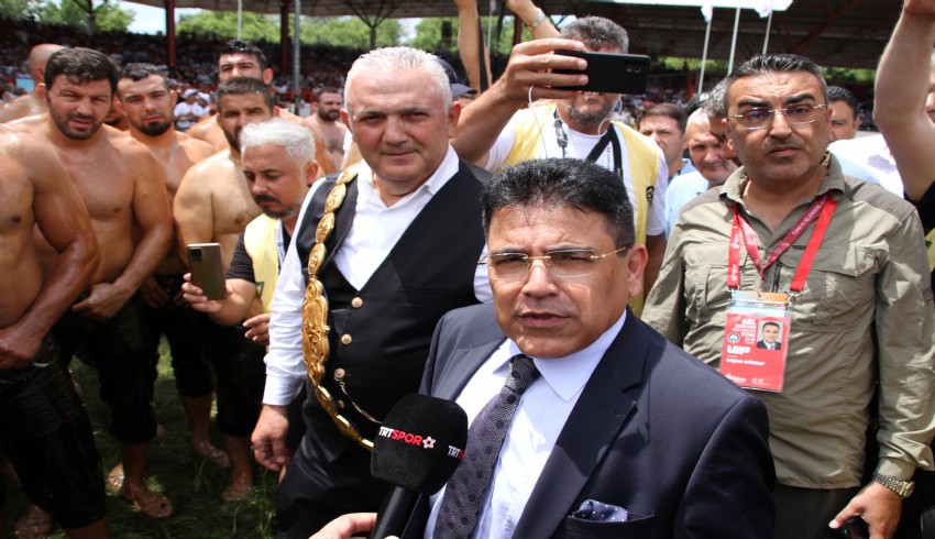 15. kez Kırkpınar güreş ağası oldu