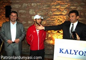 İTO'dan Şahin'e para ödülü