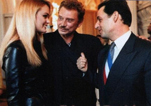 Herkes Türkiye karşıtı Sarkozy'nin karısını konuşuyor