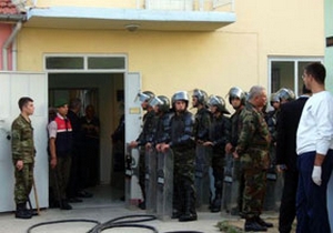 Ergenekon'da 20 askere gözaltı