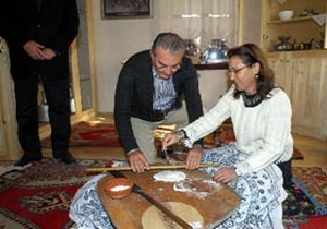 'Başbakan, doğalgaz zammını geri alsın'