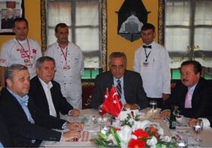 Başkanlar, kebapçıda buluştu