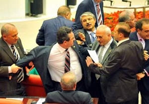 'İhale takipçisi' kavgası