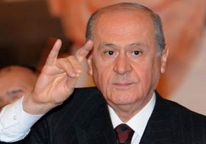 Bahçeli'den Baykal'a çarşaf cevabı