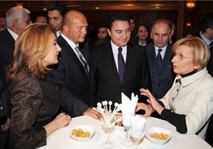 Patronlar düellodan rahatsız