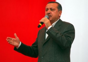Akşam'a sert yüklendi