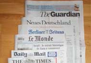 Guardian kınadığı tabloide yenildi boyut küçültüyor