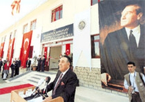 Doğan'dan Erzurum'a 3 ayda okul