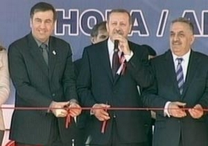 Modernize edilen Sarp Sınır Kapısı açıldı