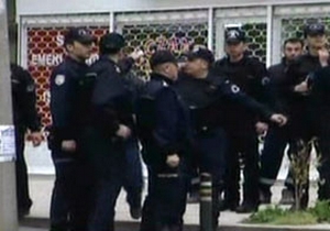 Vatan yöneticisi de gözaltında