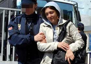 Dayak atan polise 6 yıl hapis